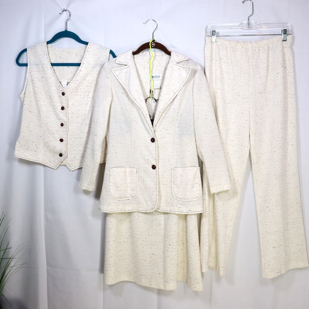Vintage Walden Classics 4-Piece Cream Suit Set Blazer‎ Skirt Pants